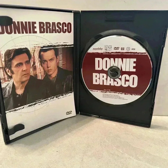 Donnie Brasco (DVD, 2000, Special Collectors Edition) Al Pacino Johnny Depp - Picture 3 of 3
